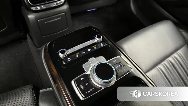 Genesis G90 id 3464576 из Кореи 9