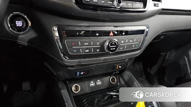 Ssangyong The New Rexton Sport id 3734644 из Кореи 9