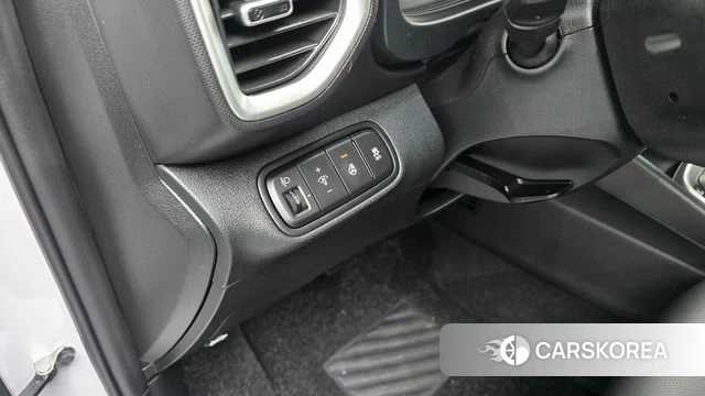 Hyundai Venue id 5021095 из Кореи 9