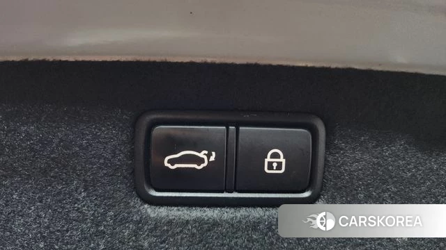 Genesis G70 id 4930995 из Кореи 9