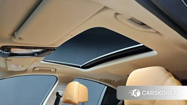 BMW 5 Series (G30) id 3707346 из Кореи 9