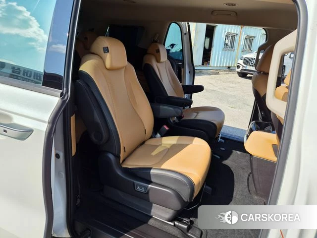 Kia Carnival 4th generation id 4930073 из Кореи 9