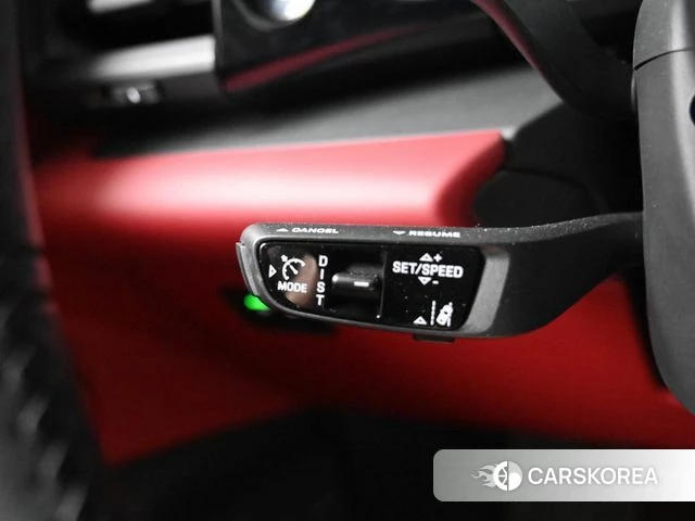 Porsche Makan EV id 4995432 из Кореи 9