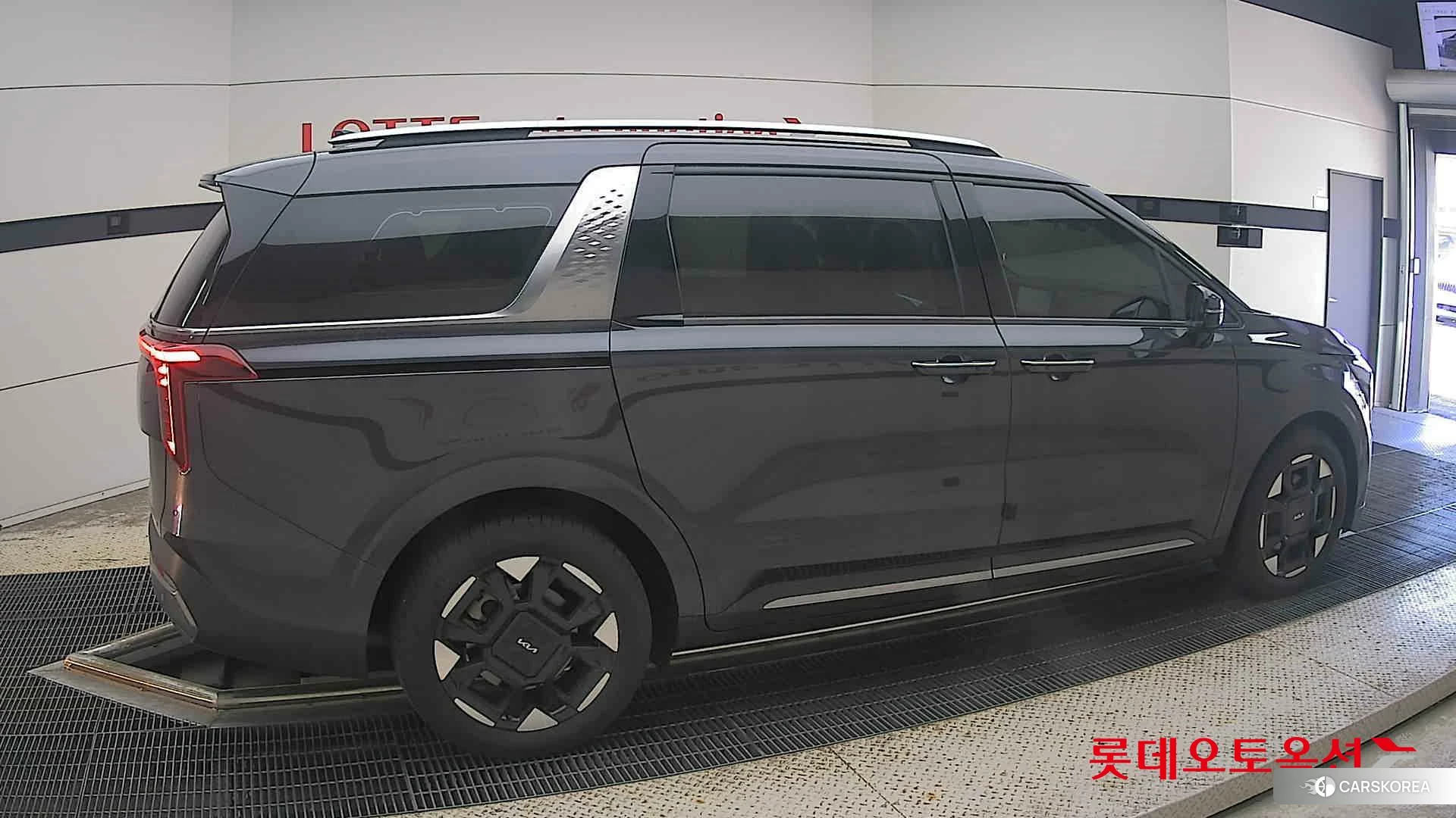 Kia Carnival Hybrid id 4990053 из Кореи 9