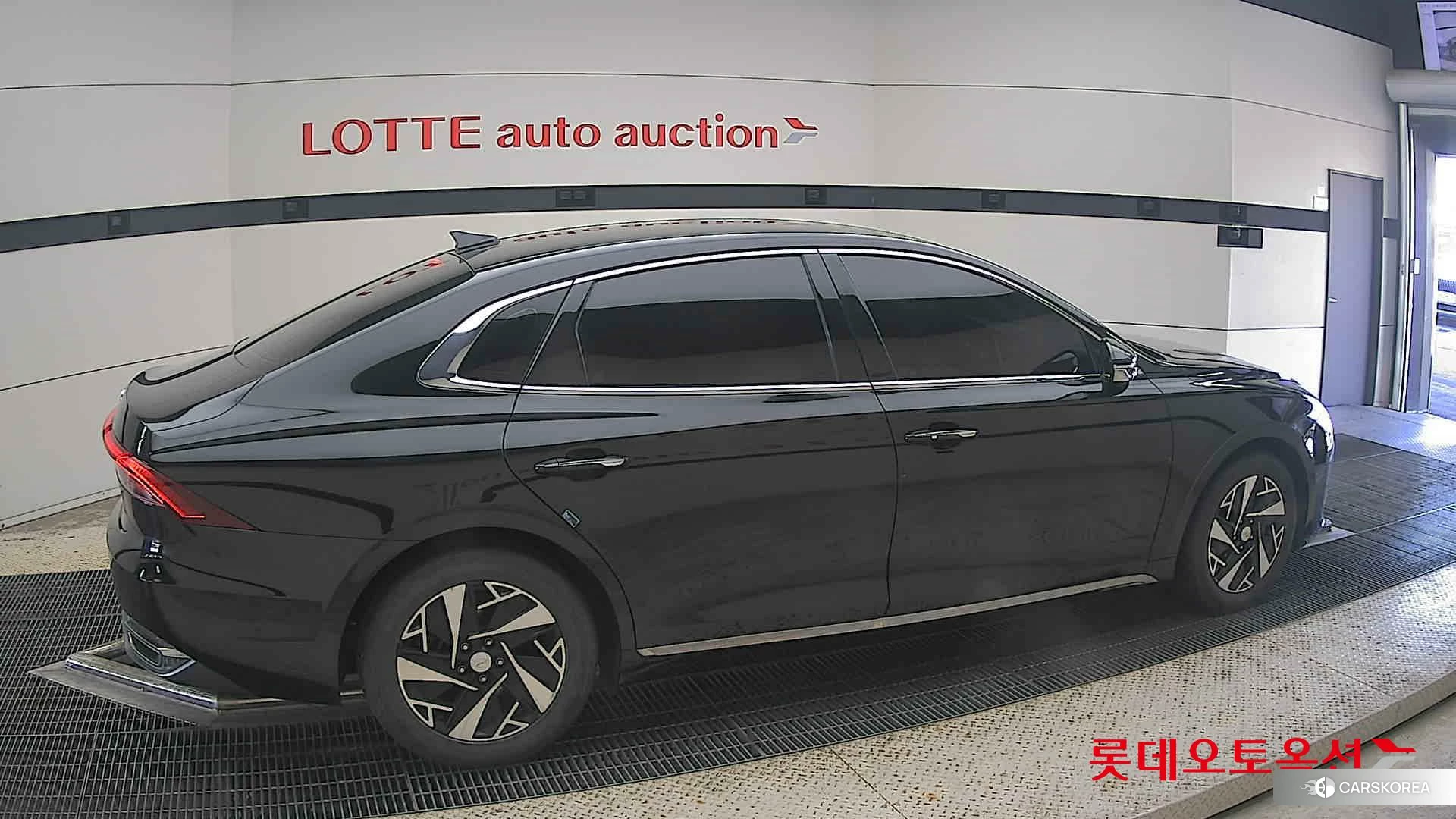 Hyundai Grandeur Hybrid id 4990027 из Кореи 9