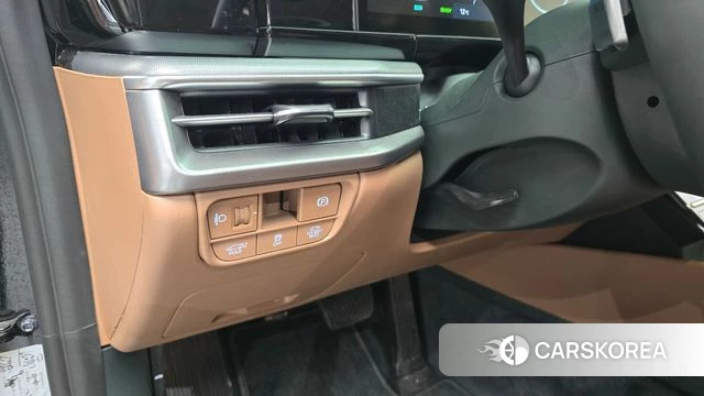 Hyundai Grandeur Hybrid (GN7) id 5039790 из Кореи 9