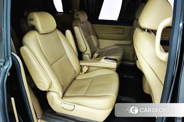 Kia All New Carnival id 4969650 из Кореи 10