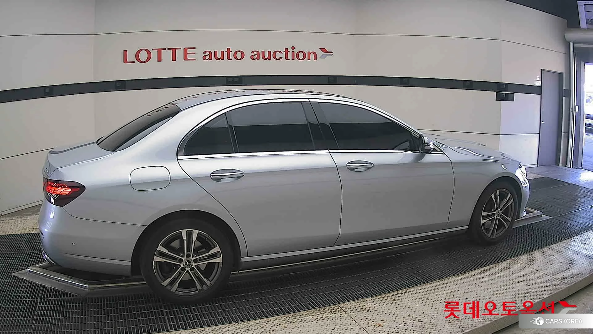 Mercedes-Benz Mercedes-Benz E350 4MATIC id 4989966 из Кореи 9