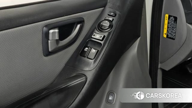 Hyundai The New Grand Starex id 4960423 из Кореи 9
