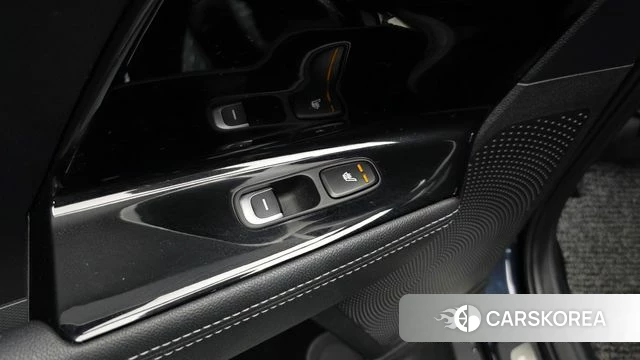 Kia Niro id 5042239 из Кореи 9