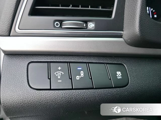 Hyundai Avante AD id 5019009 из Кореи 9