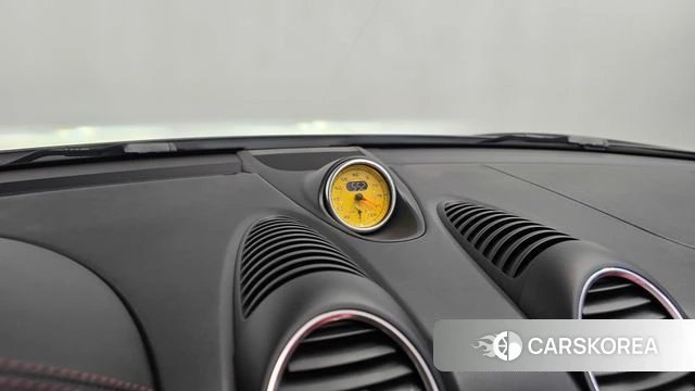 Porsche 718 Boxster id 4988416 из Кореи 9