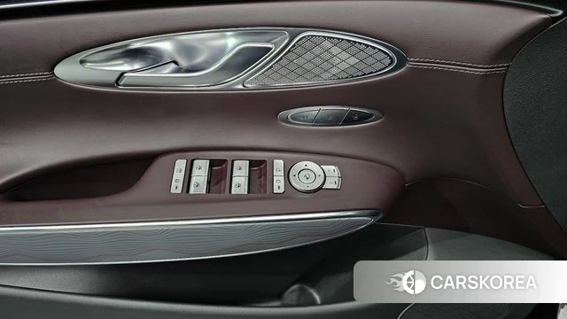 Genesis GV70 id 4660791 из Кореи 9