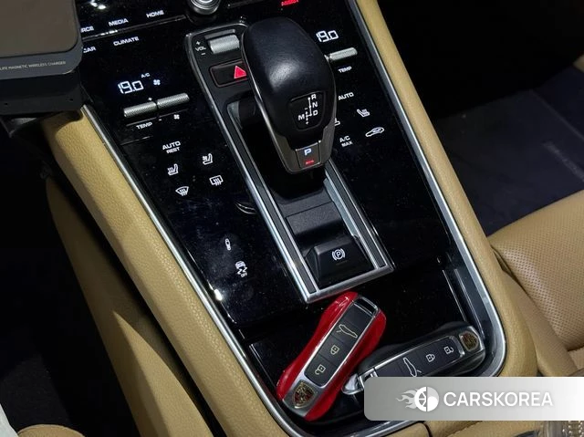 Porsche Panamera (971) id 4992911 из Кореи 9