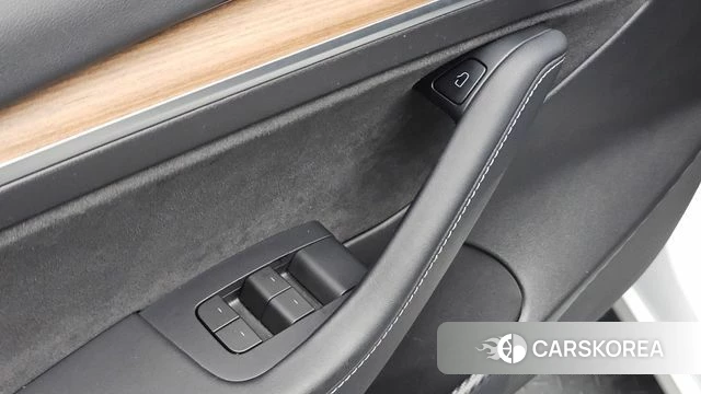 Tesla Model 3 id 4716885 из Кореи 9
