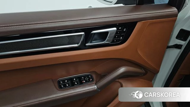 Porsche Cayenne (PO536) id 4918323 из Кореи 9