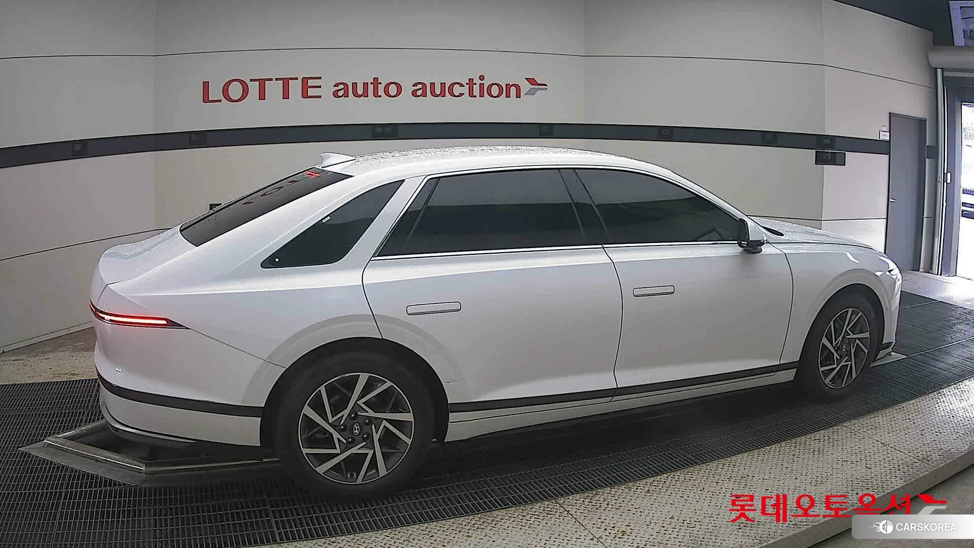 Hyundai Grandeur Hybrid id 4984688 из Кореи 9