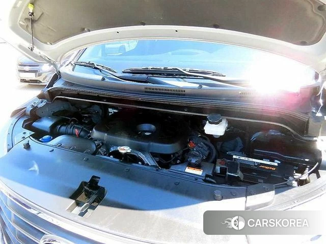 Hyundai The New Grand Starex id 4977404 из Кореи 9