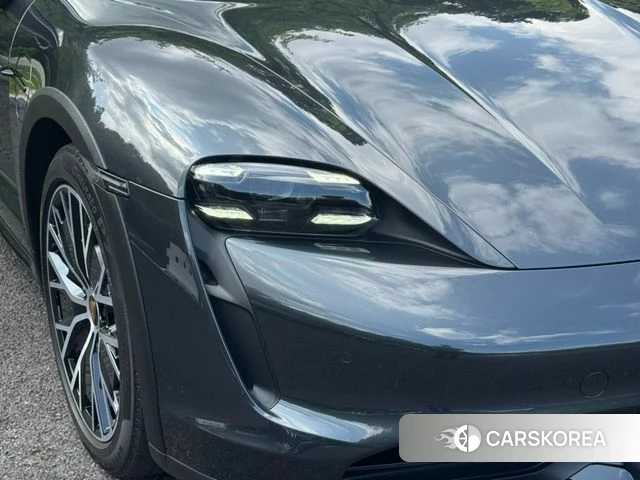 Porsche Taycan id 4645445 из Кореи 9