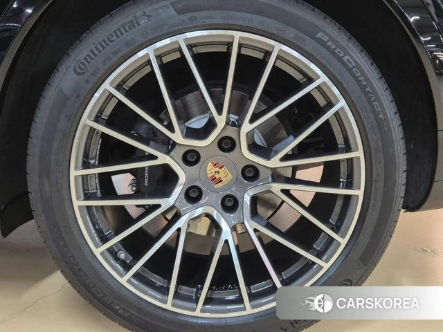 Porsche Cayenne (PO536) id 4898636 из Кореи 9