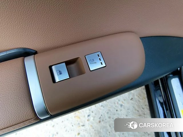 Hyundai Grandeur (GN7) id 4980262 из Кореи 9