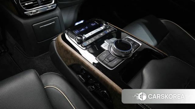 Genesis G90 id 4959961 из Кореи 9