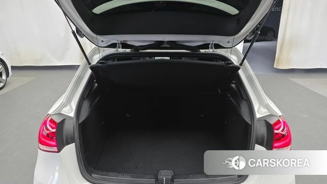 Mercedes-Benz A-Class W177 id 5047755 из Кореи 9