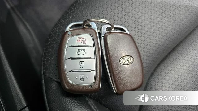Hyundai Avante AD id 4728262 из Кореи 9