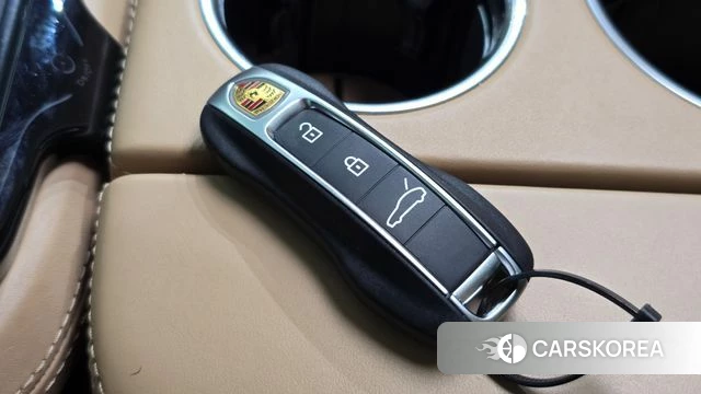 Porsche Panamera (971) id 5035188 из Кореи 9