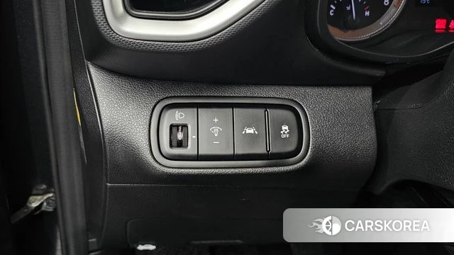 Hyundai Venue id 5028901 из Кореи 9