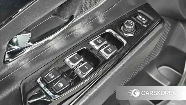 Ssangyong Korando EV (E-Motion) id 4936232 из Кореи 9