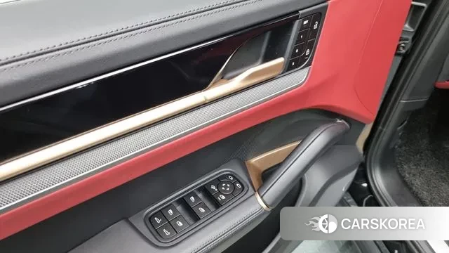 Porsche Cayenne (PO536) id 3321908 из Кореи 9