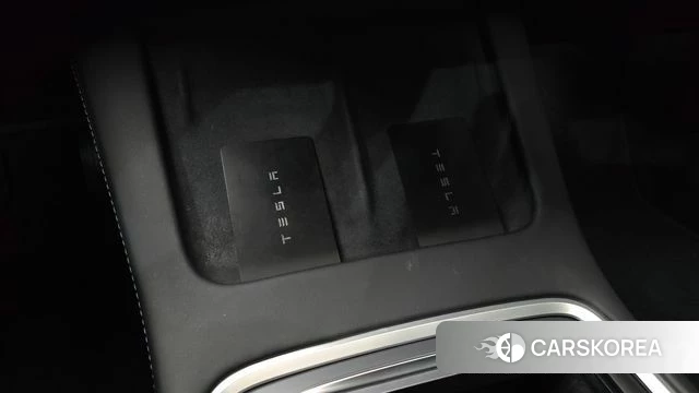 Tesla Model 3 id 5002999 из Кореи 9