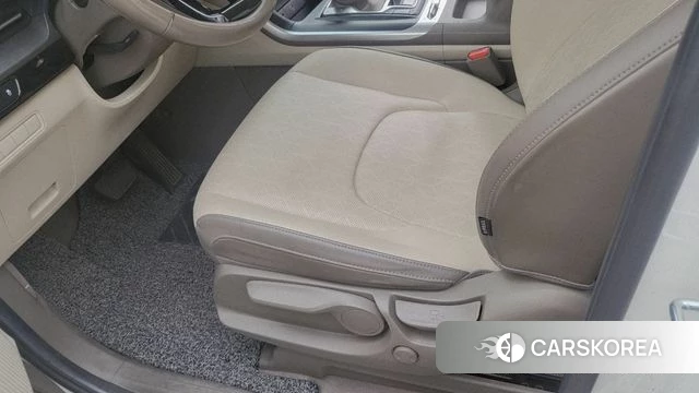 Kia Carnival 4th generation id 4750621 из Кореи 9