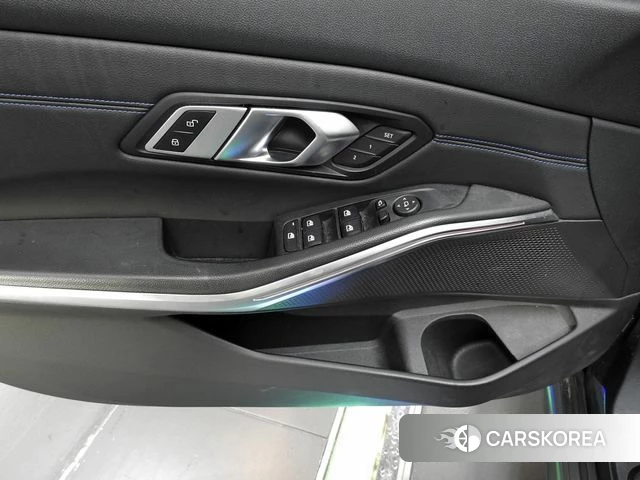 BMW 3 Series (G20) id 5029021 из Кореи 9
