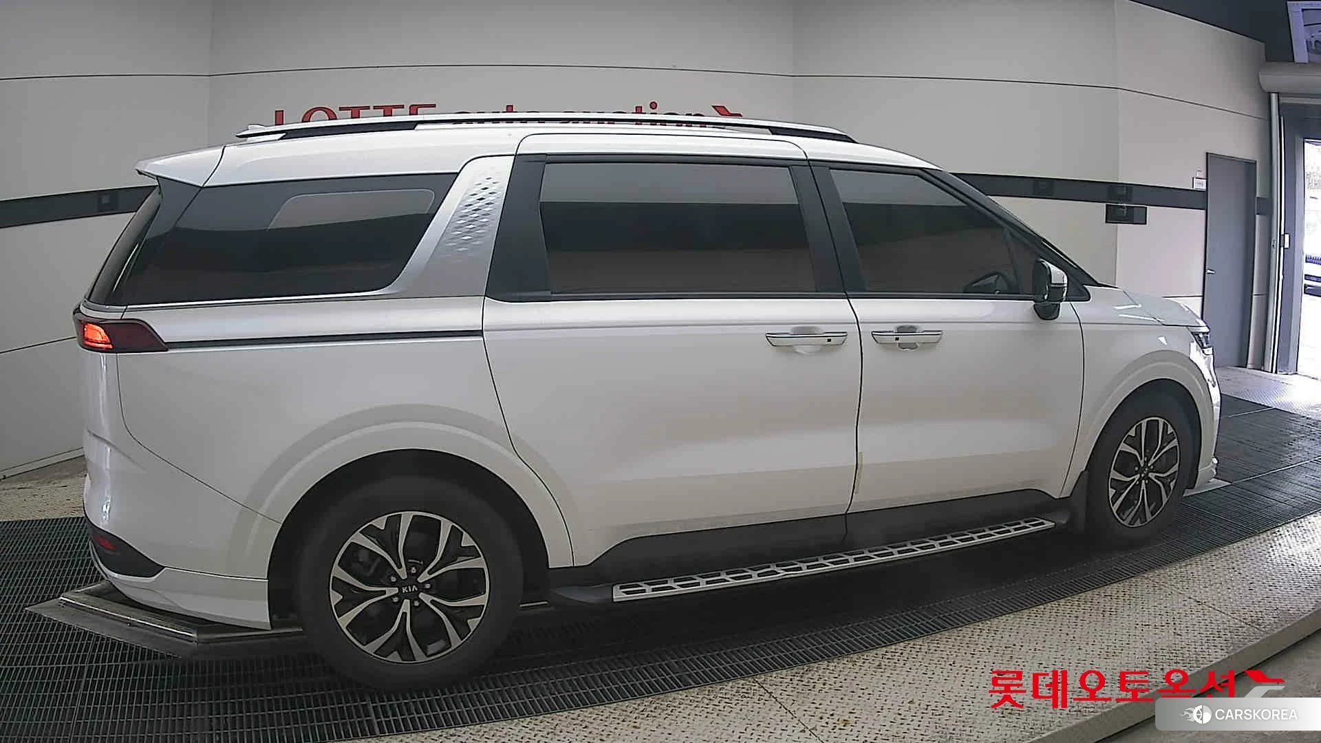 Kia Carnival id 4984741 из Кореи 9