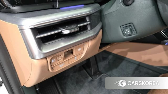 Hyundai Grandeur (GN7) id 4782838 из Кореи 9
