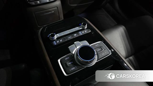 Genesis G90 id 4977688 из Кореи 9