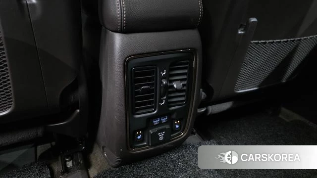 Jeep Grand Cherokee id 4959913 из Кореи 9