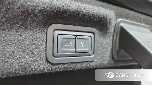 Audi A6 (C9) id 5001358 из Кореи 9