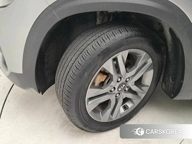 Kia Seltos id 5054076 из Кореи 9