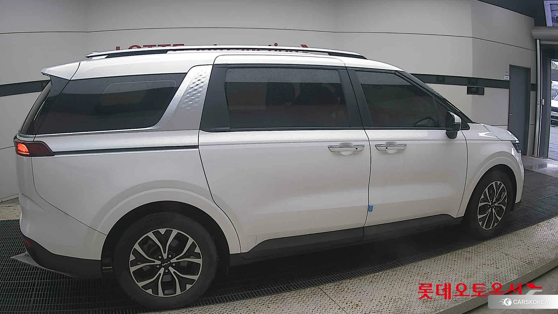 Kia Carnival id 4984730 из Кореи 9