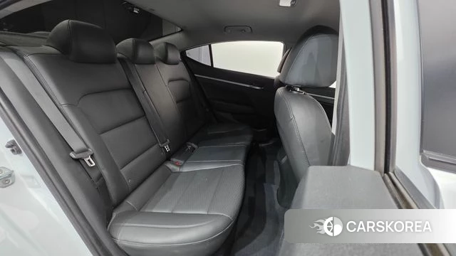 Hyundai The New Avante AD id 4952618 из Кореи 9