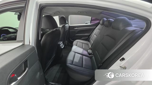 Hyundai The New Avante AD id 4770328 из Кореи 9