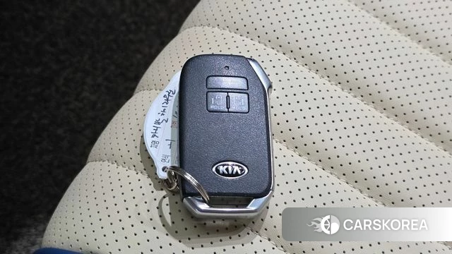 Kia Carnival 4th generation id 4997776 из Кореи 9