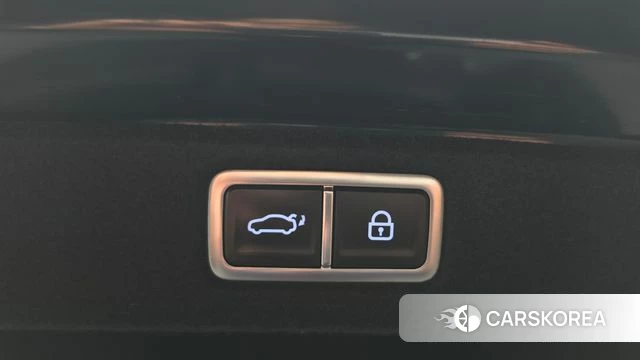 Hyundai Grandeur (GN7) id 5038984 из Кореи 9