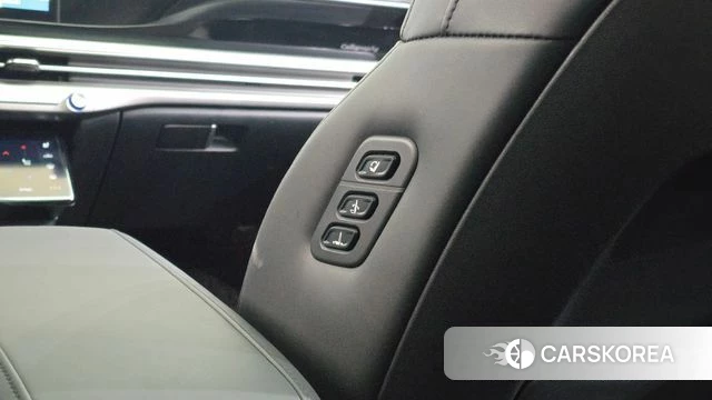 Hyundai Grandeur Hybrid (GN7) id 4964799 из Кореи 9