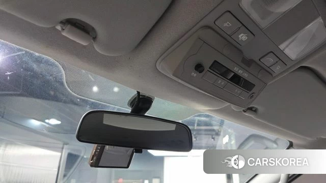 Hyundai The New Grand Starex id 5029328 из Кореи 9