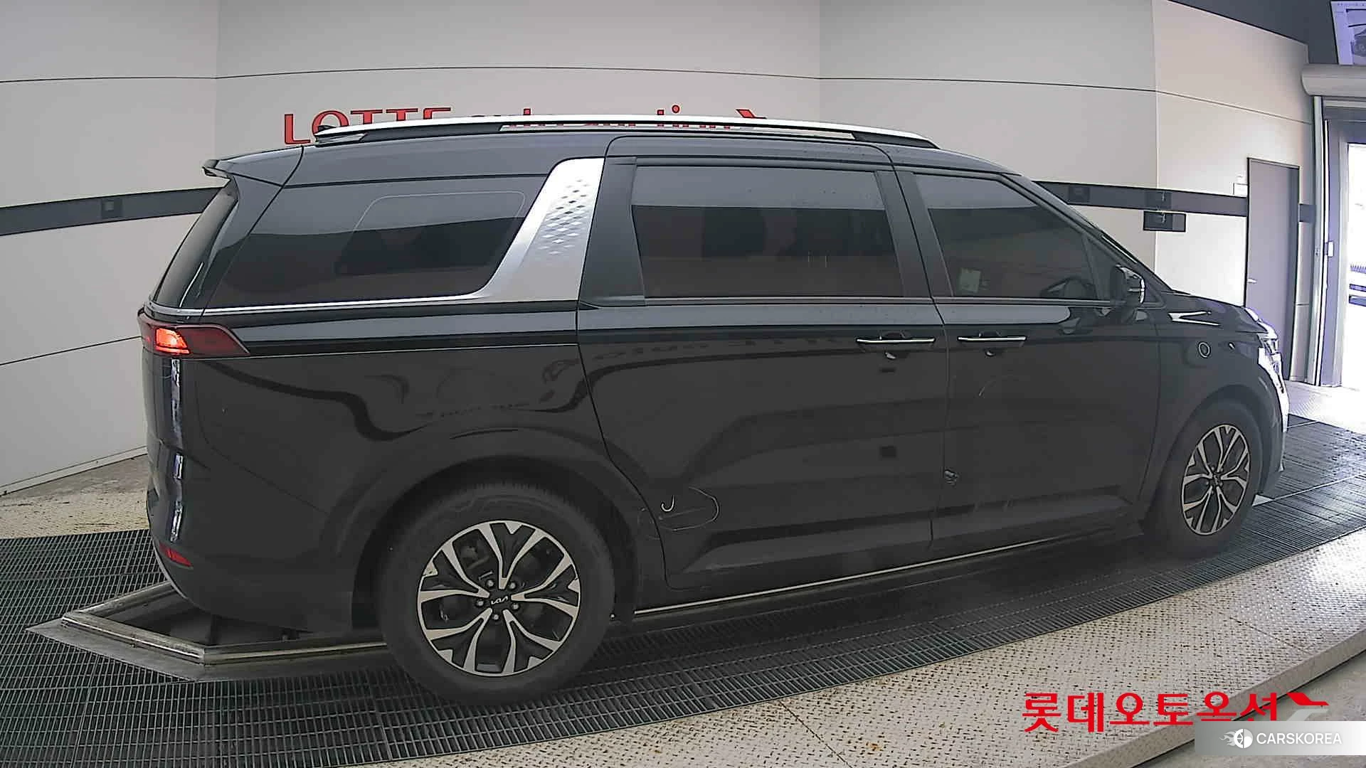 Kia Carnival id 4984675 из Кореи 9