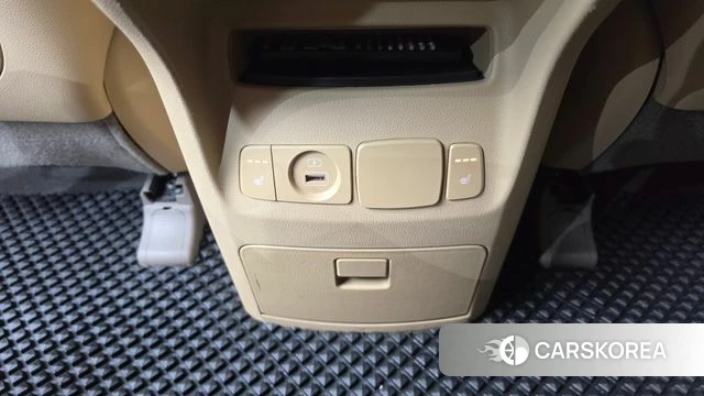 Kia The New Carnival id 5004201 из Кореи 9